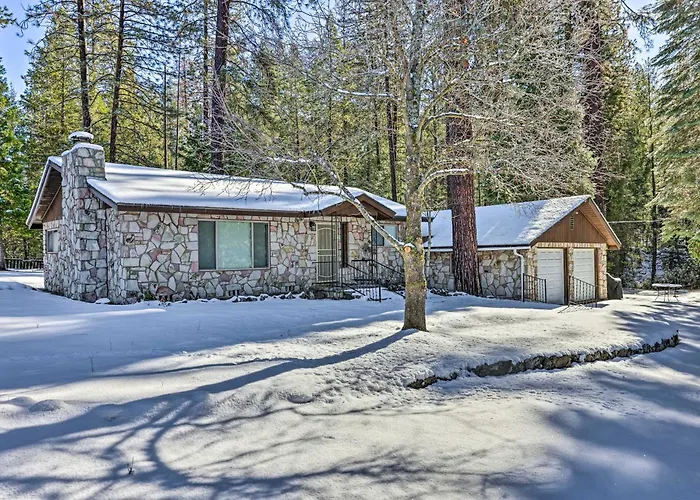 Riverfront Home Near Yosemite National Park!