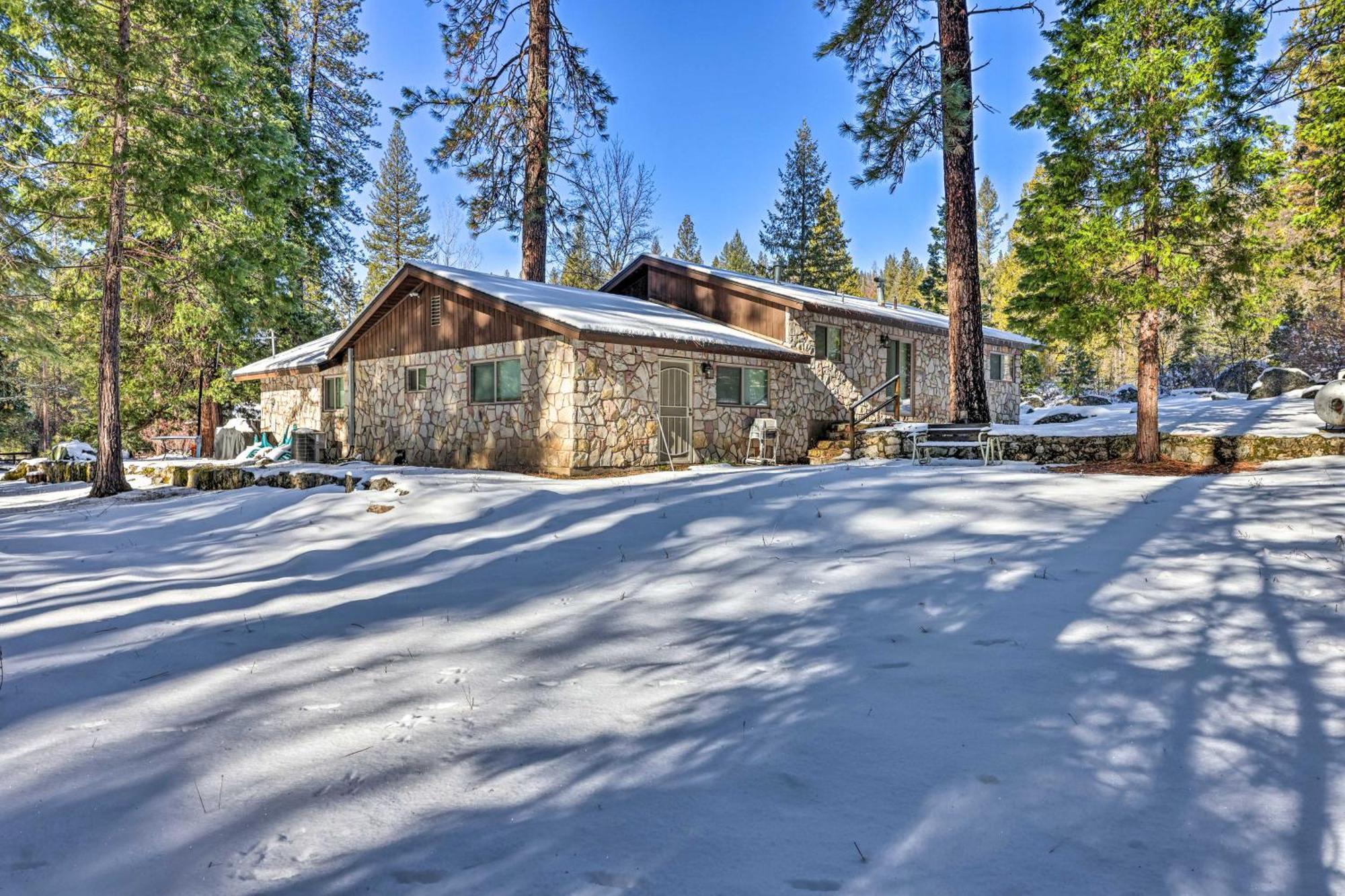 Riverfront Near Yosemite National Park! * Groveland