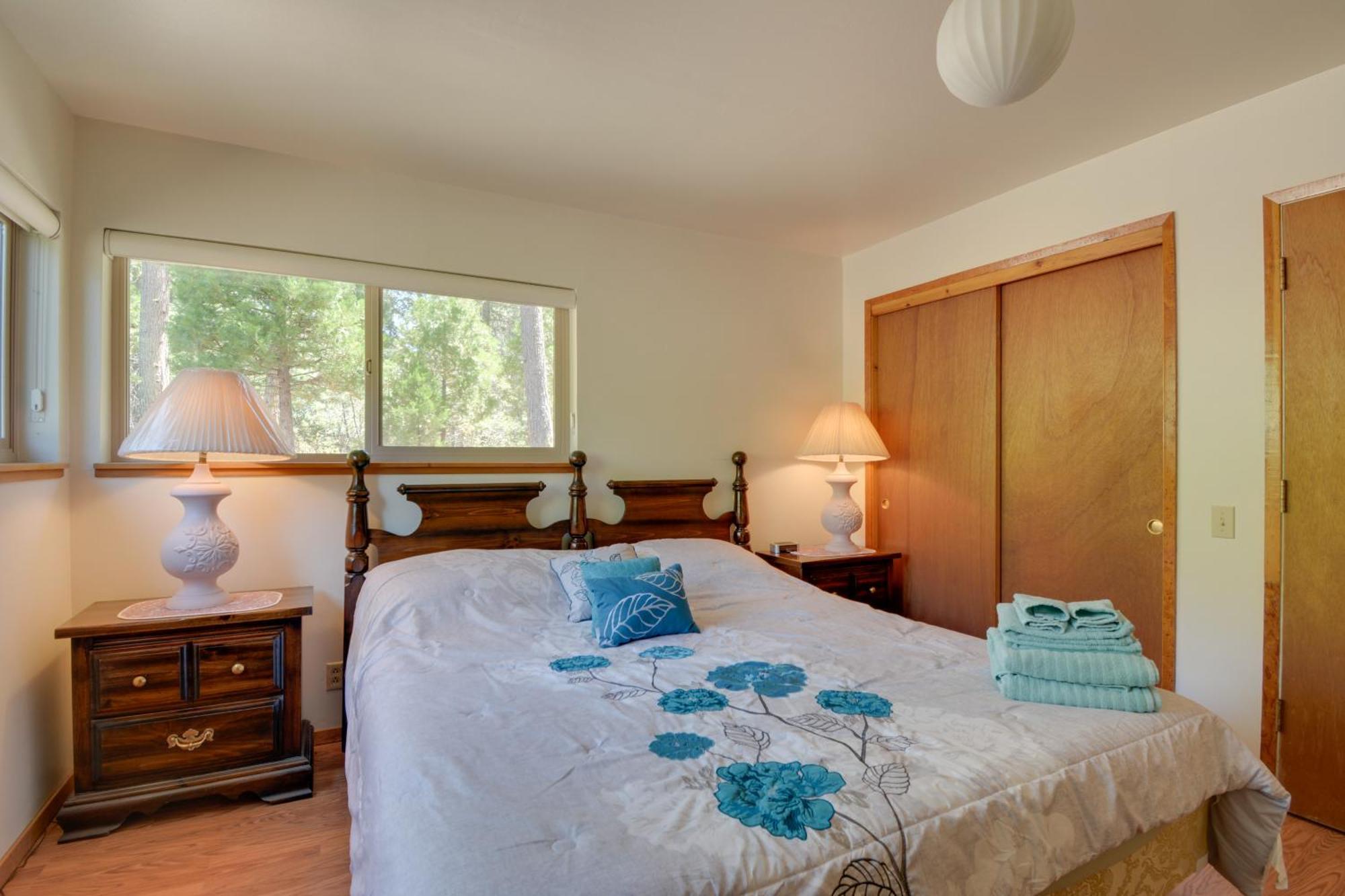 Riverfront Near Yosemite National Park! Casa vacanze