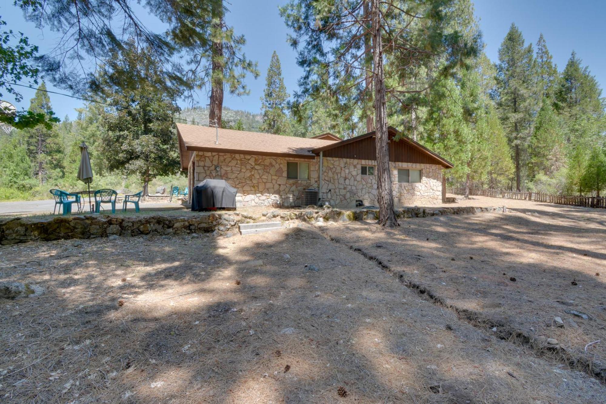 Riverfront Near Yosemite National Park! Casa vacanze *