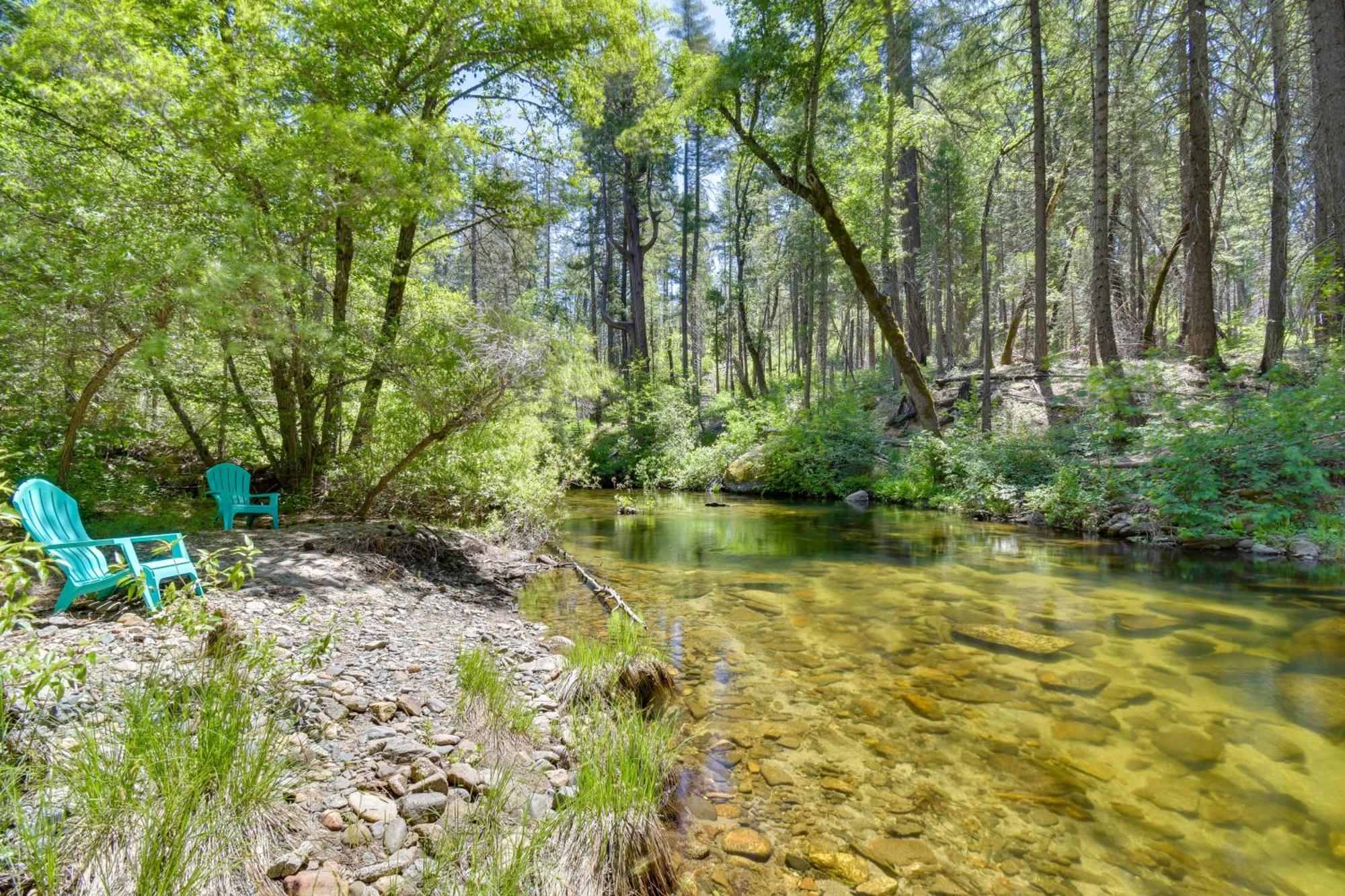Holiday home Riverfront Near Yosemite National Park!
