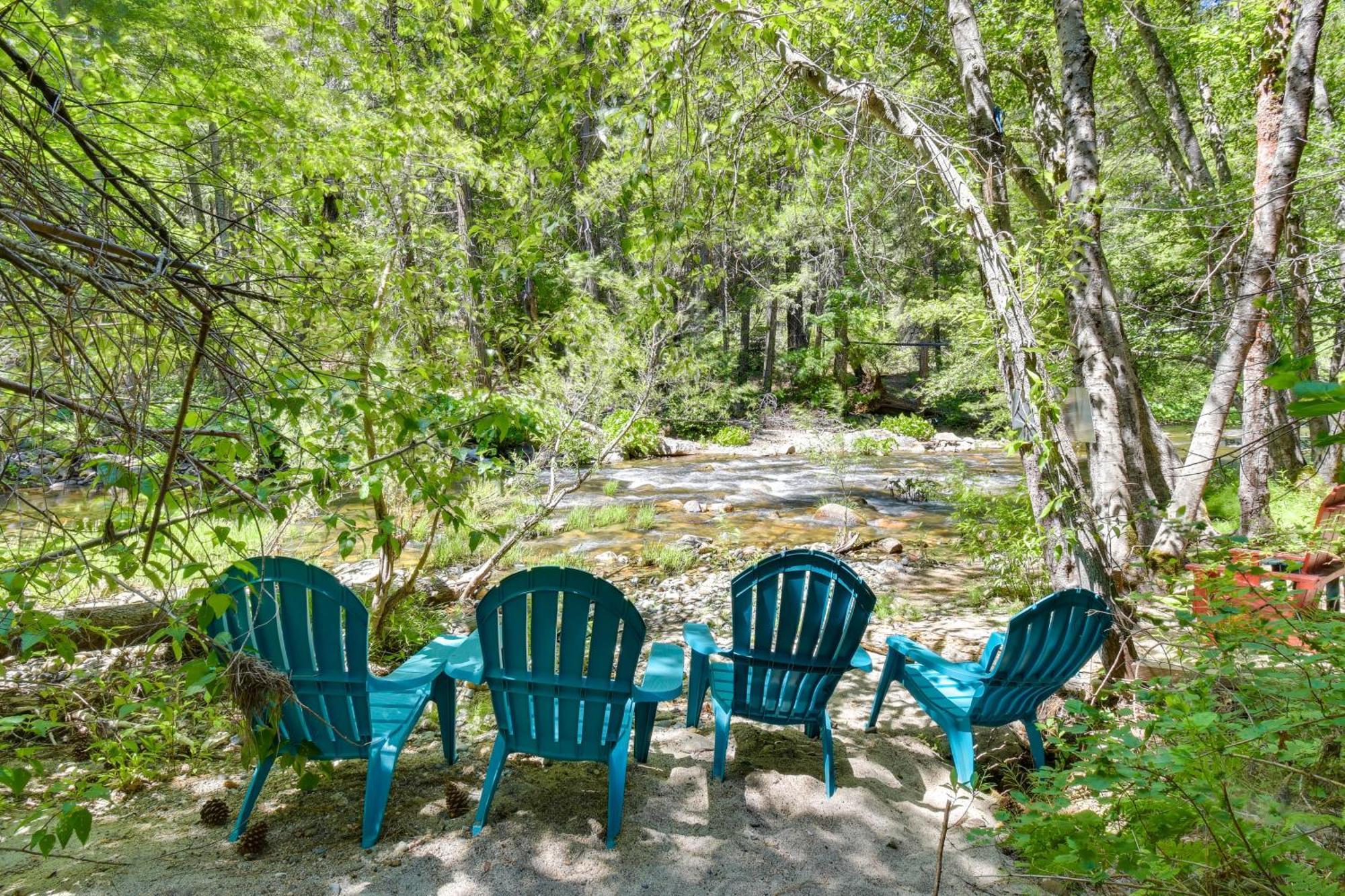Holiday home Riverfront Near Yosemite National Park! Groveland